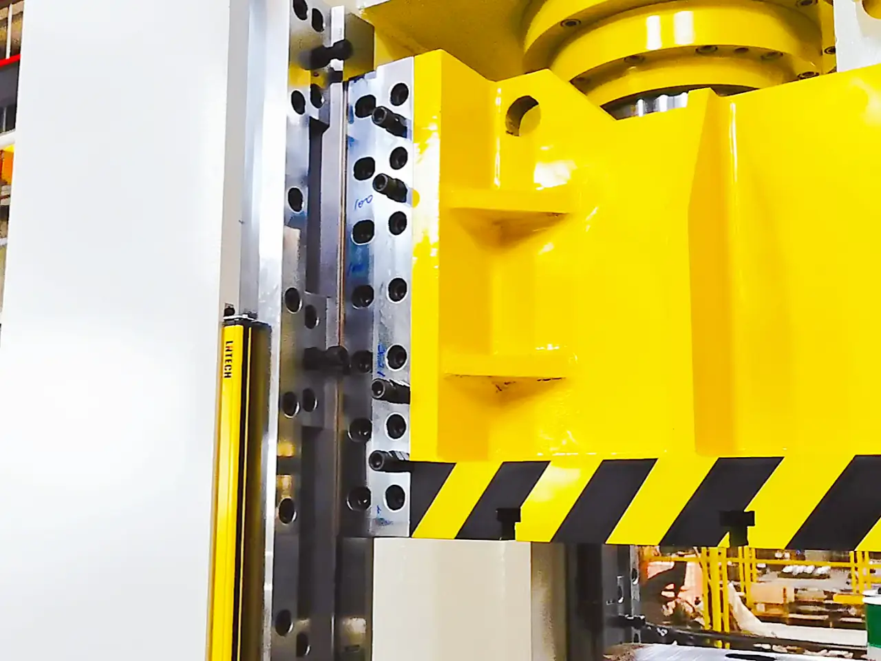 hydraulic stamping press gib guide