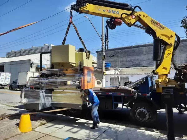 puzzle making machine in transit